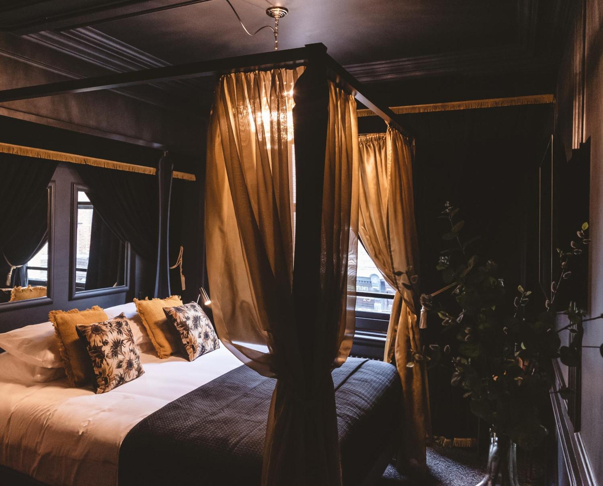 Impossible Motel York Ngoại thất bức ảnh